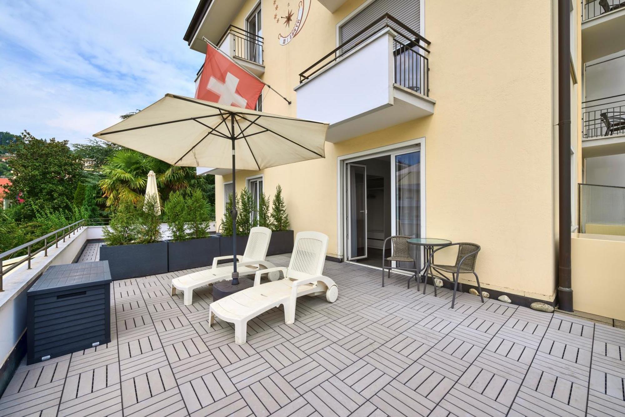 Luna Garni Hotel 3*